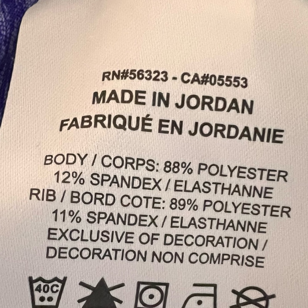 EUC Authentic Nike long sleeve women’s Dry Fit Running Top in a heathery purple - Picture 14 of 16